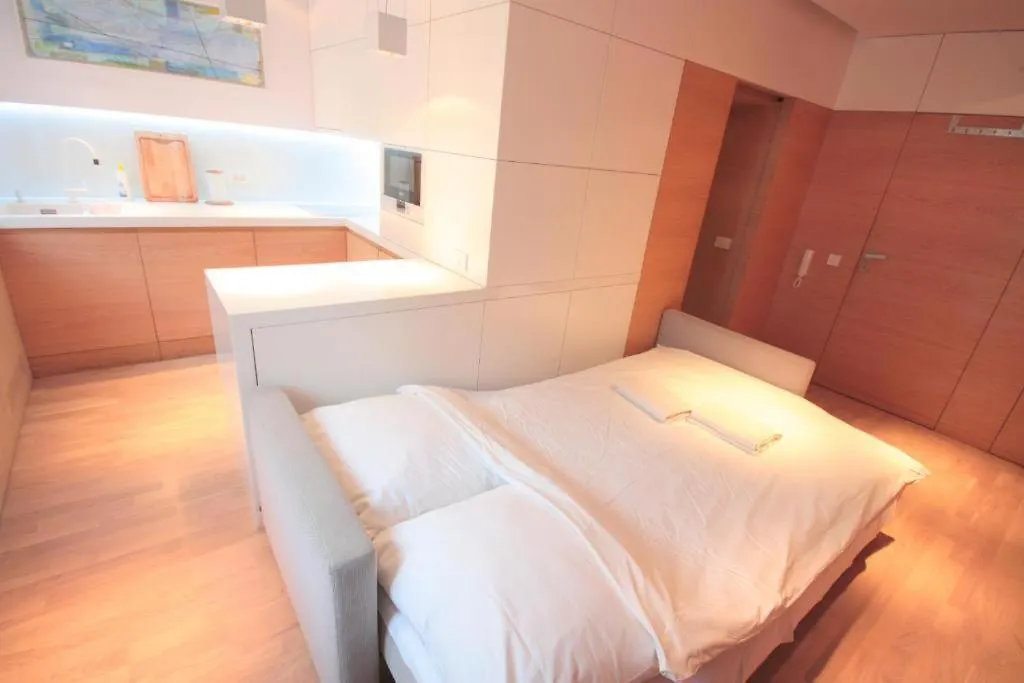 Modern & Resto Apartments Cracovia